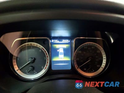 Zdjęcie 9 z 11 samochodu: 2018 NISSAN TITAN XD SL VIN:1N6BA1F43JN548081 - miniatura