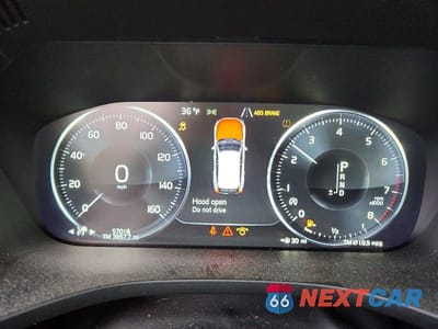 Zdjęcie 9 z 12 samochodu: 2018 VOLVO XC60 T5 INSCRIPTION VIN:YV4102RL8J1033396 - miniatura