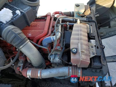 Zdjęcie 7 z 10 samochodu: 2016 VOLVO VNL SEMI TRUCK VIN:1XKYA48X9GJ496742 - miniatura