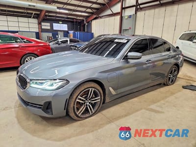 2021 BMW 530E WBA13AG00MCG44089 - główne zdjęcie licytacji z USA - miniatura