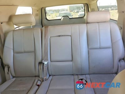 Zdjęcie 10 z 13 samochodu: 2008 CHEVROLET SUBURBAN K1500 LS VIN:3GNFK16318G209189 - miniatura