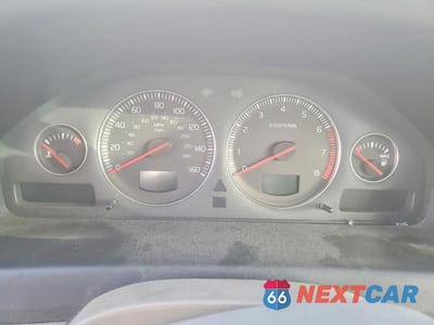 Zdjęcie 9 z 12 samochodu: 2005 VOLVO V70 VIN:YV1SW612X52513093 - miniatura