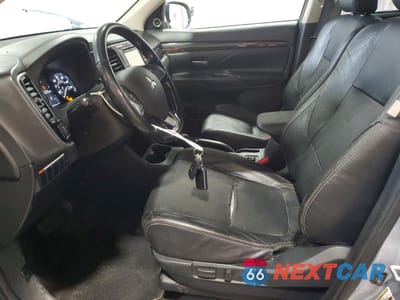 Zdjęcie 7 z 15 samochodu: 2016 MITSUBISHI OUTLANDER SE VIN:JA4AZ3A38GZ036183 - miniatura