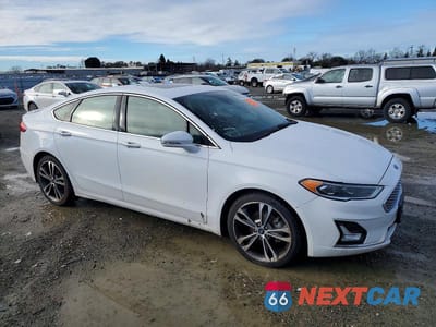 Czwarte zdjęcie samochodu z boku: 2019 FORD FUSION TITANIUM VIN:3FA6P0K92KR270910 - miniatura