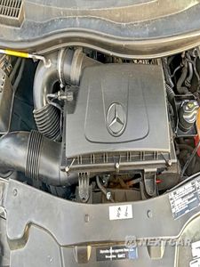 Zdjęcie 7 z 10 samochodu: 2018 MERCEDES-BENZ METRIS VIN:WD4PG2EE2J3492935 - miniatura