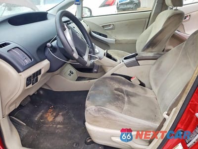 Zdjęcie 7 z 12 samochodu: 2015 TOYOTA PRIUS VIN:JTDKN3DU4F1911735 - miniatura