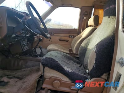 Zdjęcie 7 z 12 samochodu: 1985 TOYOTA 4RUNNER RN60 VIN:JT4RN61D2F5067918 - miniatura