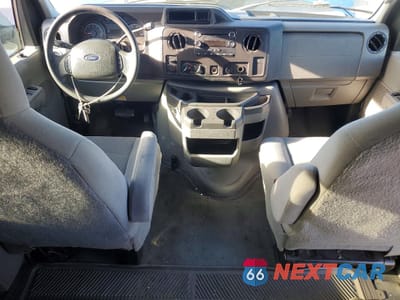 Zdjęcie 8 z 13 samochodu: 2011 FORD ECONOLINE E350 SUPER DUTY WAGON VIN:1FBSS3BL3BDA72032 - miniatura