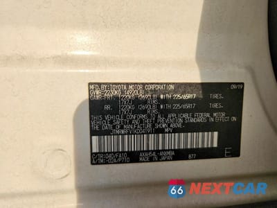 Zdjęcie 13 z 13 samochodu: 2019 TOYOTA RAV4 VIN:JTMRWRFV1KD041911 - miniatura