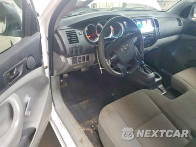 Zdjęcie 8 z 13 samochodu: 2012 TOYOTA TACOMA VIN:5TFNX4CN5CX012821 - miniatura