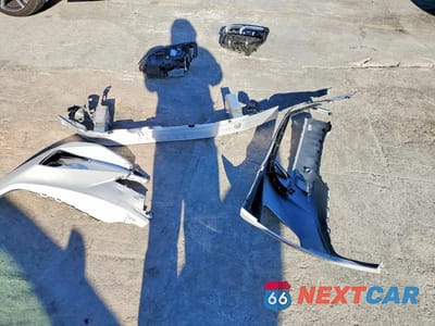 Zdjęcie 12 z 12 samochodu: 2023 BMW 330I VIN:3MW69FF07P8C92334 - miniatura