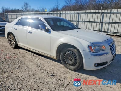 Czwarte zdjęcie samochodu z boku: 2011 CHRYSLER 300C VIN:2C3CA6CT6BH579887 - miniatura