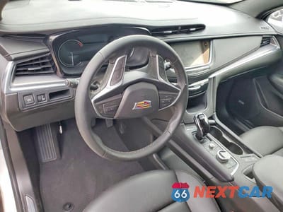Zdjęcie 8 z 12 samochodu: 2024 CADILLAC XT5 LUXURY VIN:1GEKNAR43RZ745251 - miniatura
