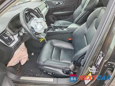 Zdjęcie 7 z 11 samochodu: 2019 VOLVO S60 T6 MOMENTUM VIN:7JRA22TK6KG016724 - miniatura