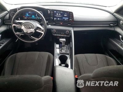 Zdjęcie 8 z 13 samochodu: 2022 HYUNDAI ELANTRA SEL VIN:5NPLS4AG6NH084684 - miniatura