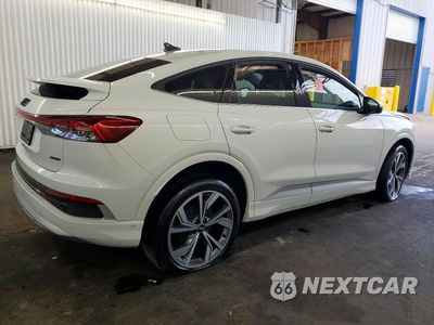 Trzecie zdjęcie samochodu z tyłu: 2023 AUDI Q4 E-TRON SPORTBACK PREMIUM PLUS VIN:WA132BFZ3PP061072 - miniatura
