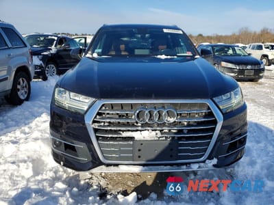 Piąte zdjęcie samochodu w środku: 2017 AUDI Q7 PREMIUM PLUS VIN:WA1LAAF72HD056007 - miniatura