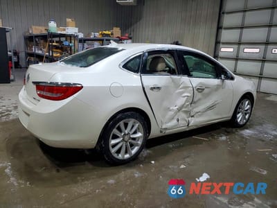 Trzecie zdjęcie samochodu z tyłu: 2013 BUICK VERANO VIN:1G4PP5SK8D4176858 - miniatura