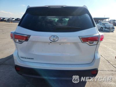 Zdjęcie 6 z 13 samochodu: 2016 TOYOTA HIGHLANDER LE VIN:5TDZKRFH0GS171891 - miniatura