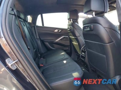 Zdjęcie 11 z 12 samochodu: 2021 BMW X6 M50I VIN:5UXCY8C09M9E39040 - miniatura