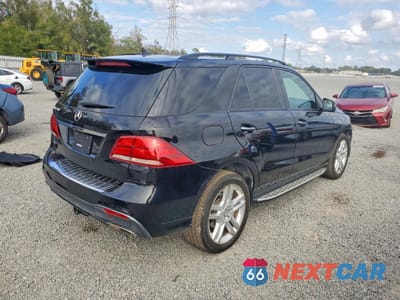 Trzecie zdjęcie samochodu z tyłu: 2017 MERCEDES-BENZ GLE 350 VIN:4JGDA5JB7HA872219 - miniatura