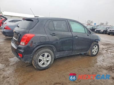 Trzecie zdjęcie samochodu z tyłu: 2020 CHEVROLET TRAX LS VIN:KL7CJKSB7LB023267 - miniatura