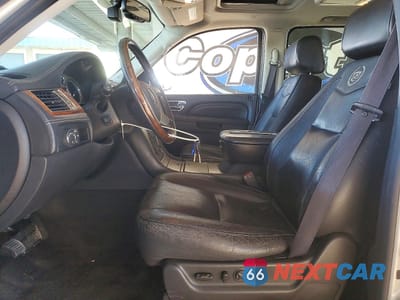 Zdjęcie 7 z 13 samochodu: 2012 CADILLAC ESCALADE ESV PLATINUM VIN:1GYS3KEF0CR129813 - miniatura