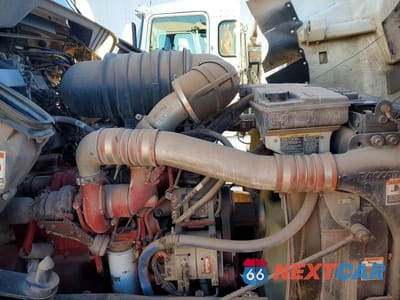 Zdjęcie 7 z 10 samochodu: 2017 KENWORTH CONSTRUCTION T400 VIN:3BKBA28X5HF158971 - miniatura