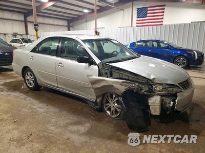 Czwarte zdjęcie samochodu z boku: 2004 TOYOTA CAMRY LE V6 VIN:4T1BF30K34U062514 - miniatura