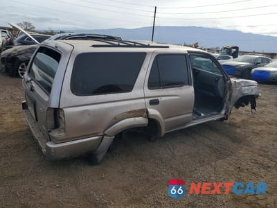 Trzecie zdjęcie samochodu z tyłu: 2002 TOYOTA 4RUNNER SR5 VIN:JT3GN86R820259184 - miniatura