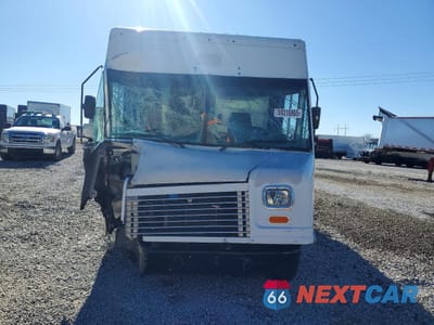 Piąte zdjęcie samochodu w środku: 2021 FORD ECONOLINE E450 SUPER DUTY COMMERCIAL STRIPPED CHASSIS VIN:1FC3E4KK5MDC14906 - miniatura