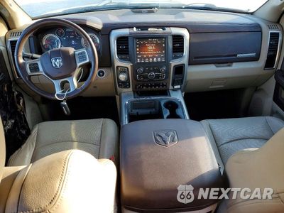 Zdjęcie 8 z 12 samochodu: 2017 RAM 1500 LARAMIE VIN:1C6RR7NT4HS593345 - miniatura