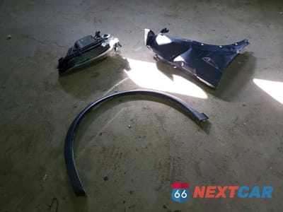 Zdjęcie 13 z 15 samochodu: 2016 TESLA MODEL X VIN:5YJXCBE27GF004103 - miniatura