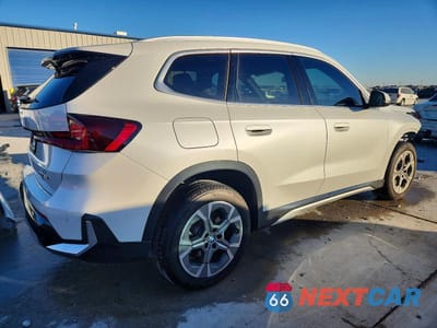 Trzecie zdjęcie samochodu z tyłu: 2025 BMW X1 XDRIVE28I VIN:WBX73EF06S5046354 - miniatura