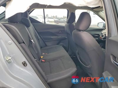 Zdjęcie 11 z 12 samochodu: 2021 NISSAN KICKS SV VIN:3N1CP5CV4ML470900 - miniatura
