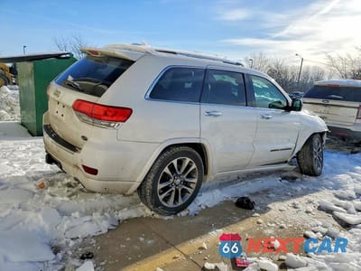 Trzecie zdjęcie samochodu z tyłu: 2018 JEEP GRAND CHEROKEE OVERLAND VIN:1C4RJFCG9JC454599 - miniatura