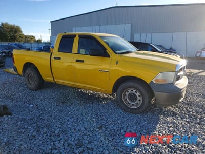Czwarte zdjęcie samochodu z boku: 2009 DODGE RAM 1500 VIN:1D3HB18K39S746282 - miniatura