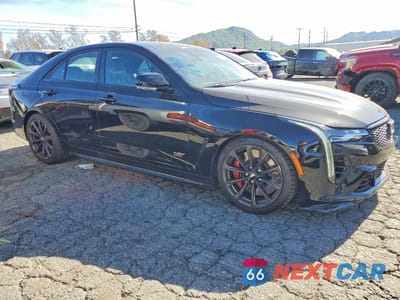 Czwarte zdjęcie samochodu z boku: 2026 CADILLAC CT4-V BLACKWING VIN:1G6D75RP3T0410017 - miniatura