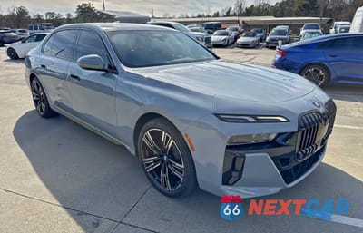 2023 BMW 740 I WBA23EH00PCM28450 - główne zdjęcie licytacji z USA - miniatura
