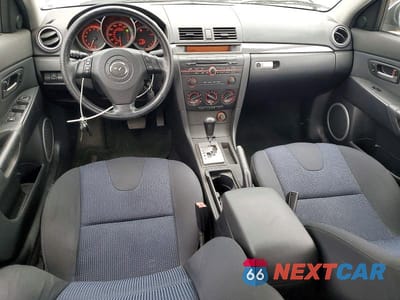 Zdjęcie 8 z 12 samochodu: 2005 MAZDA 3 S VIN:JM1BK323X51293225 - miniatura