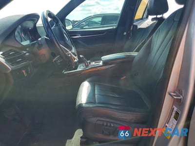 Zdjęcie 7 z 12 samochodu: 2017 BMW X5 SDRIVE35I VIN:5UXKR2C36H0X05993 - miniatura