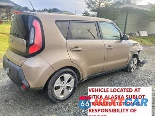 Trzecie zdjęcie samochodu z tyłu: 2016 KIA SOUL VIN:KNDJN2A29G7293030 - miniatura