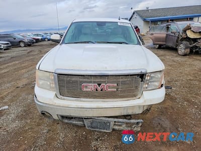 Piąte zdjęcie samochodu w środku: 2008 GMC SIERRA K1500 VIN:3GTEK13J18G291870 - miniatura