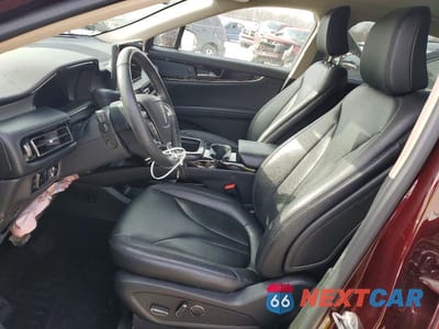 Zdjęcie 7 z 13 samochodu: 2023 LINCOLN NAUTILUS VIN:2LMPJ8J9XPBL28087 - miniatura