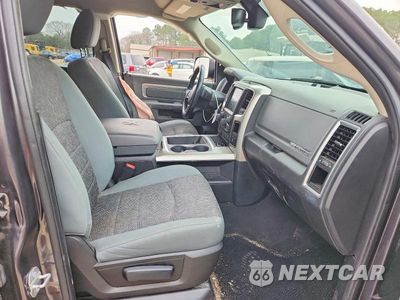 Zdjęcie 7 z 12 samochodu: 2017 RAM 1500 SLT VIN:1C6RR7LT5HS530130 - miniatura