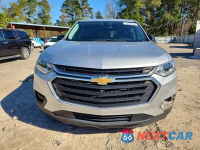 Piąte zdjęcie samochodu w środku: 2019 CHEVROLET TRAVERSE LS VIN:1GNERFKW6KJ117179 - miniatura