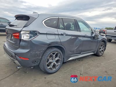 Trzecie zdjęcie samochodu z tyłu: 2019 BMW X1 XDRIVE28I VIN:WBXHT3C54K5L90726 - miniatura