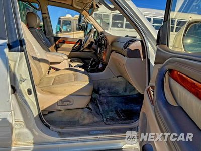 Piąte zdjęcie samochodu w środku: 1998 LEXUS LX 470 VIN:JT6HT00W9W0023792 - miniatura