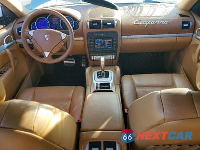 Zdjęcie 8 z 13 samochodu: 2005 PORSCHE CAYENNE S VIN:WP1AB29P95LA63046 - miniatura