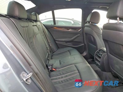 Zdjęcie 10 z 11 samochodu: 2019 BMW 540 I VIN:WBAJE5C50KG919790 - miniatura